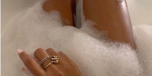 visuel Les exfoliants/gommage corps ENATAE une p&eacute;pite